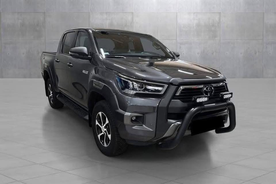 Toyota HiLux Invincible X - Imagen Principal