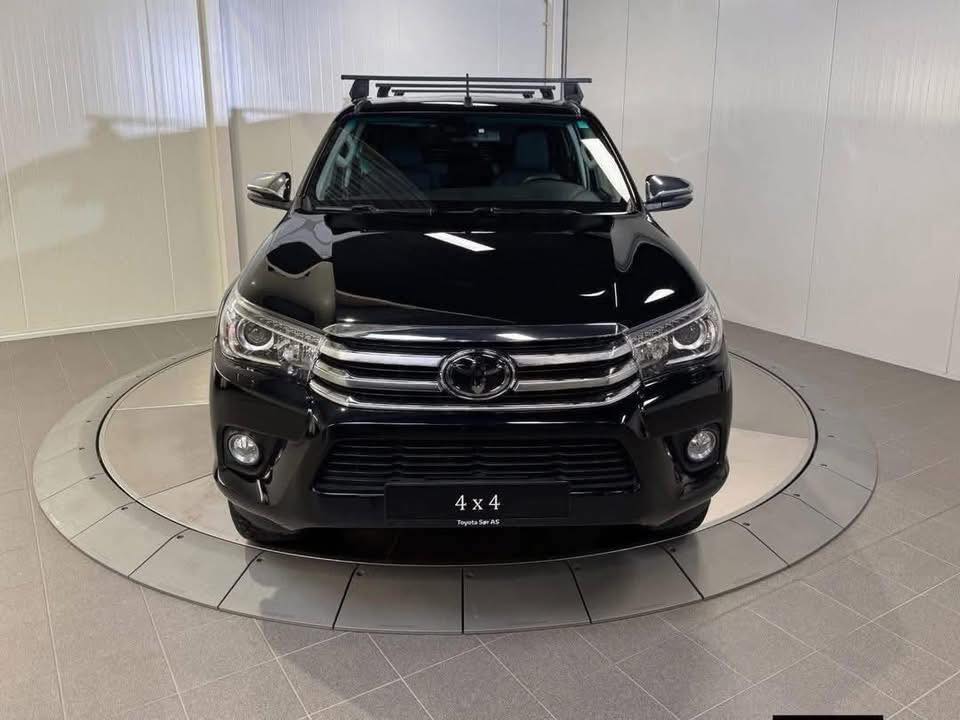 Toyota Hilux D4-D 150Hk X-Cab SR+