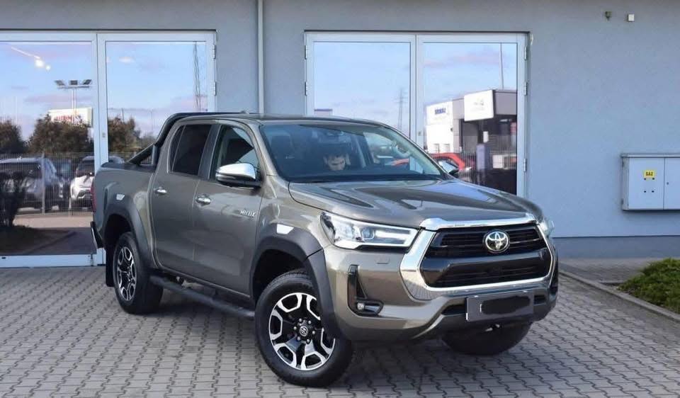 Toyota Hilux 2.8 D-4D mHEV